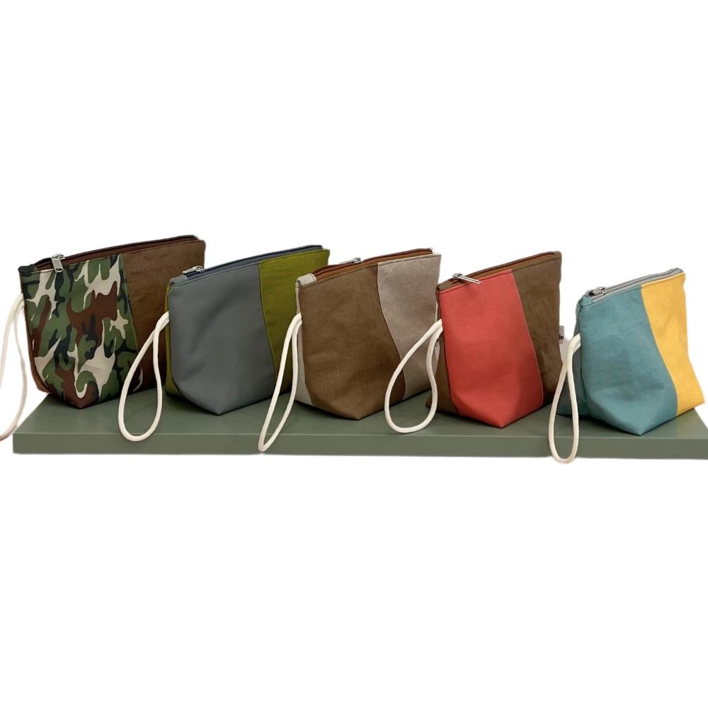 Pochette da spiaggia impermeabile disponibile in diversi colori